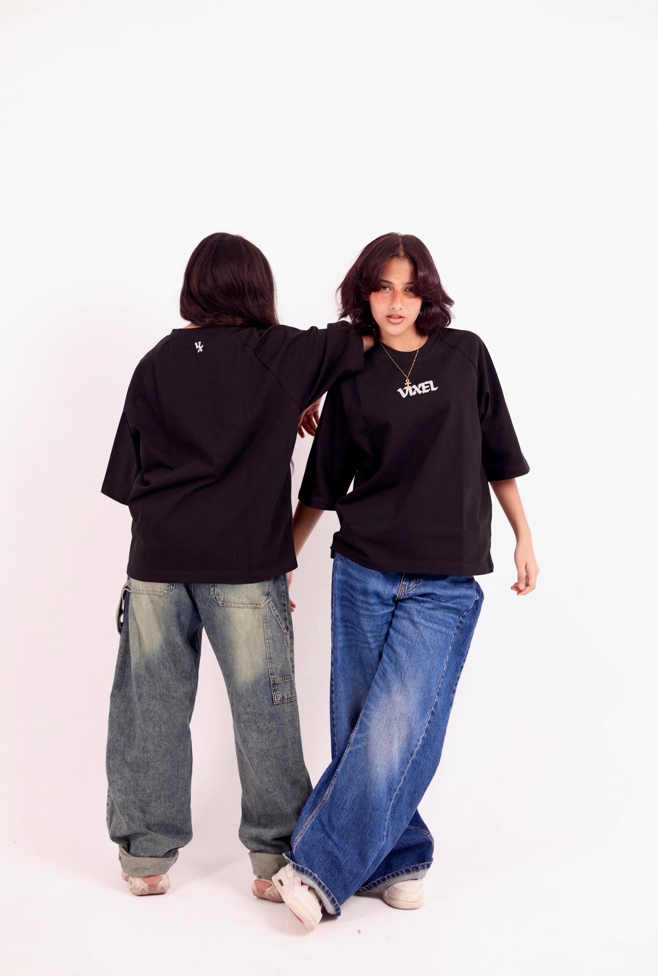 Black Cropped T-Shirt – Boxy Fit